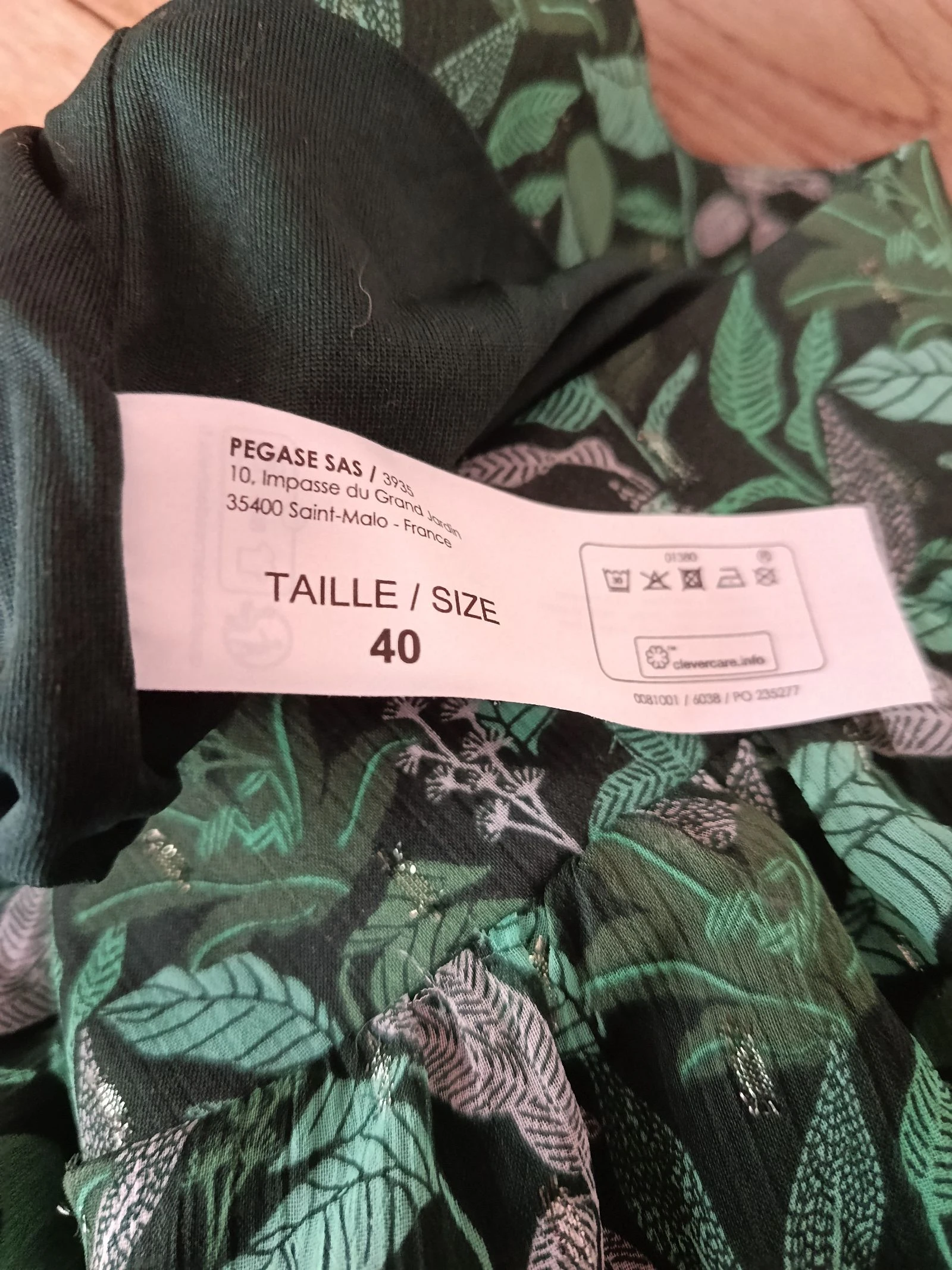 Wijd groene en zilveren rok. Maat 40 – photo 5